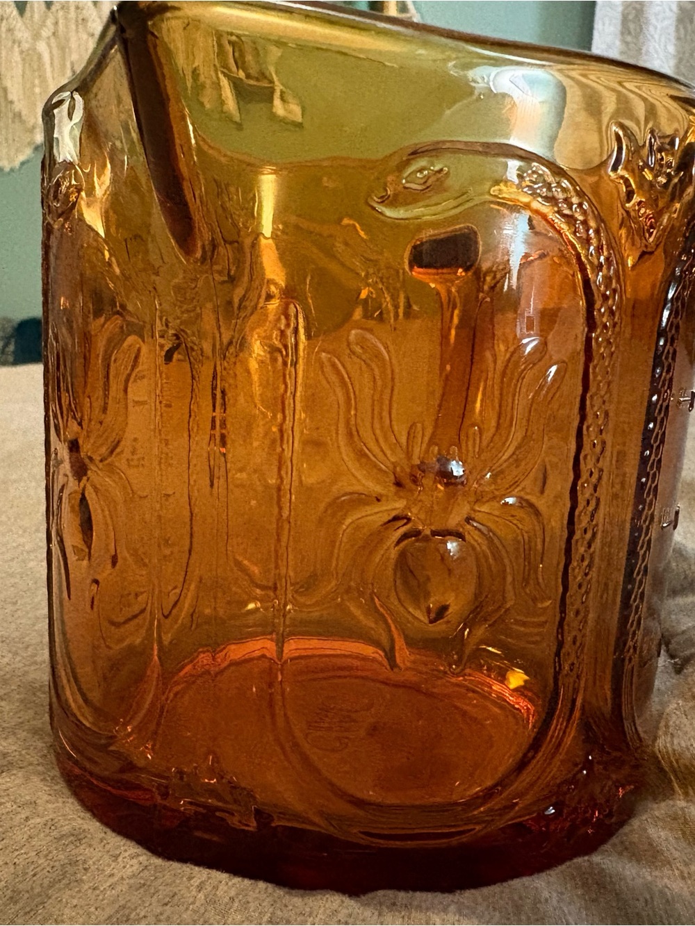 Amber Glass Measuring Pitcher with Embossed Oz Markings - Picture 2 of 4